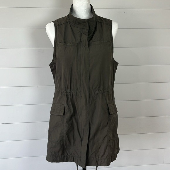 Rare Eileen Fisher Tech Utility Nylon Olive Green Vest Jacket Women's Medium - Picture 4 of 16